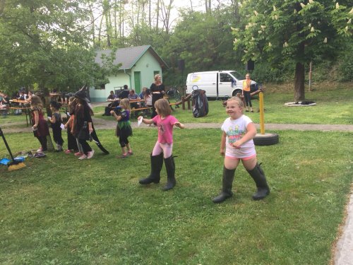 Stavjání mája a pálení čarodějnic - 30.4.2018