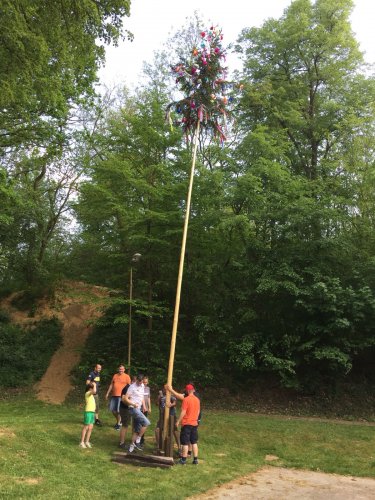 Stavjání mája a pálení čarodějnic - 30.4.2018