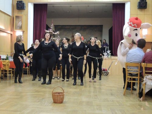 Sokolská Mikulášská beseda u cimbálu s Mladými Burčáky a Friškami - 8.12.2018