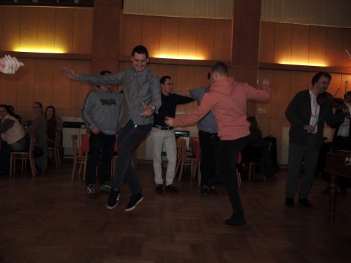 Sokolská Mikulášská beseda u cimbálu s Mladými Burčáky a Friškami - 8.12.2018