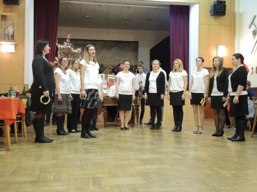 Sokolská Mikulášská beseda u cimbálu s Mladými Burčáky a Friškami - 8.12.2018