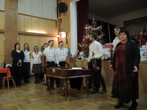 Sokolská Mikulášská beseda u cimbálu s Mladými Burčáky a Friškami - 8.12.2018