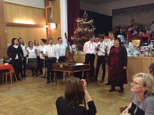 Sokolská Mikulášská beseda u cimbálu s Mladými Burčáky a Friškami - 8.12.2018