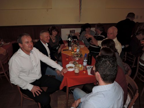 Sokolská Mikulášská beseda u cimbálu s Mladými Burčáky a Friškami - 8.12.2018