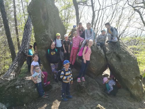 Sokolská vycházka dětí kolem Buchlova - 19.4.2019