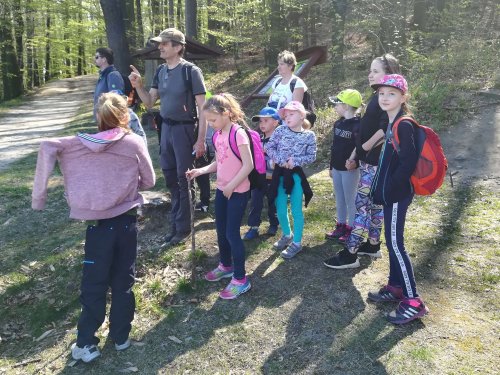 Sokolská vycházka dětí kolem Buchlova - 19.4.2019
