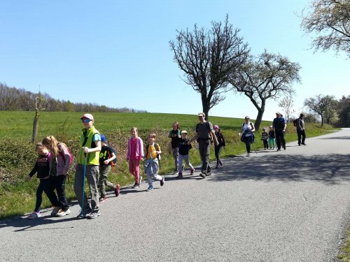 Sokolská vycházka dětí kolem Buchlova - 19.4.2019