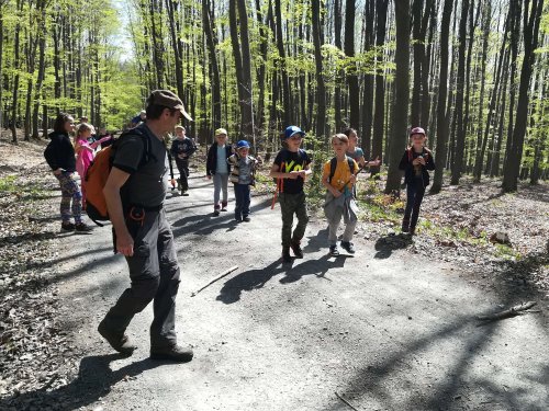 Sokolská vycházka dětí kolem Buchlova - 19.4.2019