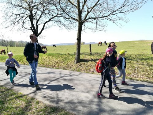 Sokolská vycházka dětí kolem Buchlova - 19.4.2019