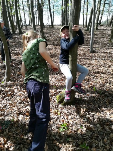 Sokolská vycházka dětí kolem Buchlova - 19.4.2019