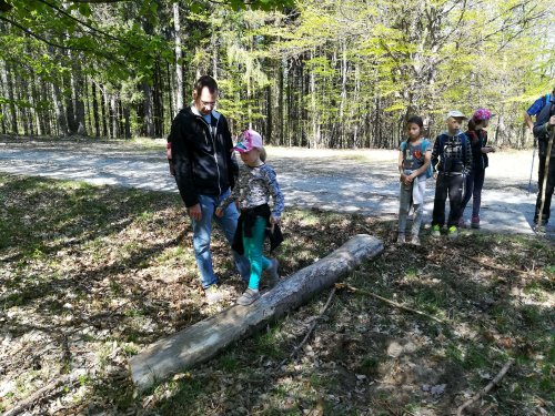 Sokolská vycházka dětí kolem Buchlova - 19.4.2019