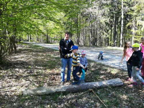 Sokolská vycházka dětí kolem Buchlova - 19.4.2019