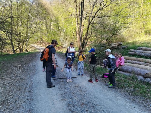 Sokolská vycházka dětí kolem Buchlova - 19.4.2019
