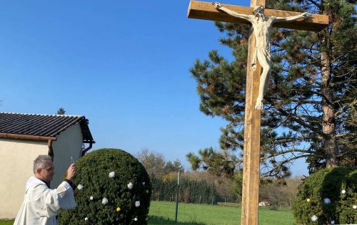 Svěcení obnoveného kříže v Podolí - 13.11.2022