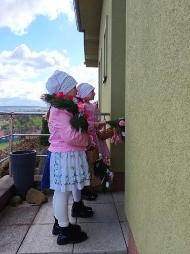 Královničky aneb nosení létečka - 26.3.2023