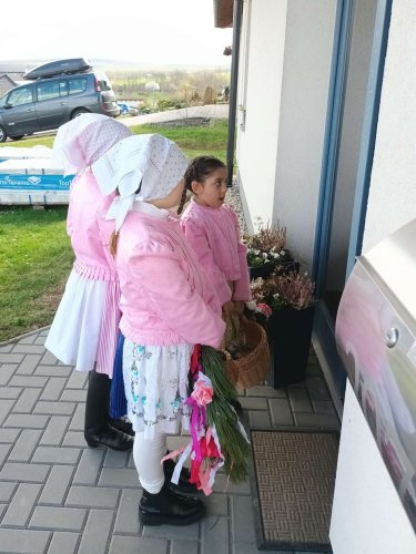 Královničky aneb nosení létečka - 26.3.2023