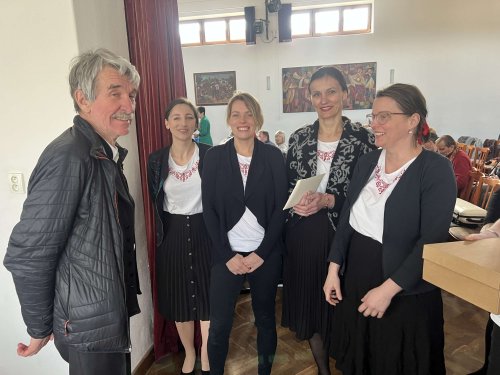 František Holmes Ilík oslavil 75 let - pogratulovaly mu i Podolské Frišky - 16.4.2023