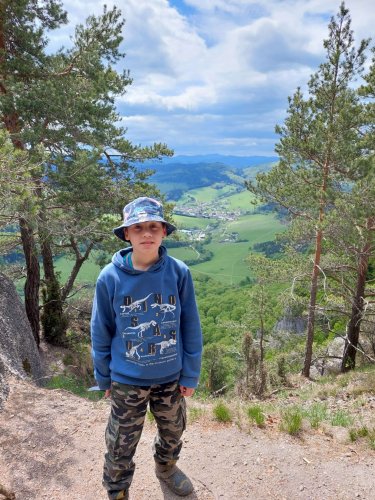 Výlet Sokola na Sulovské skály - 13.5.2023