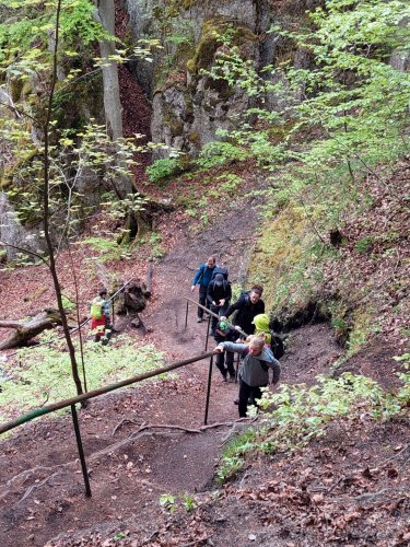 Výlet Sokola na Sulovské skály - 13.5.2023