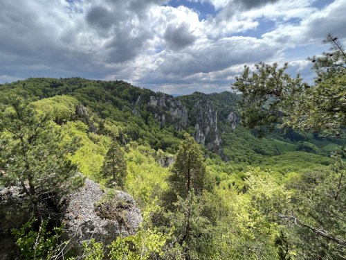 Výlet Sokola na Sulovské skály - 13.5.2023