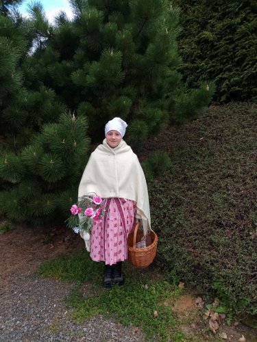 Královničky - nosení létečka v Podolí - 6.4.2025