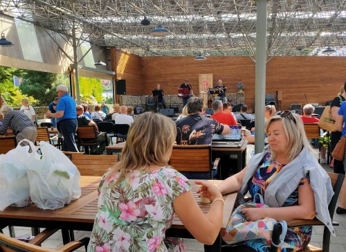 Zájezd zahrádkářů na Florii Kroměříž a na Svatý Hostýn - 3.5.2025