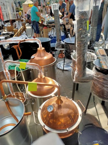 Zájezd zahrádkářů na Florii Kroměříž a na Svatý Hostýn - 3.5.2025