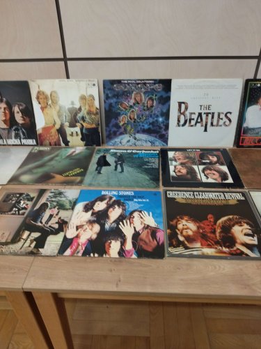 Soubor /2025-10-25-retroparty-4.jpg