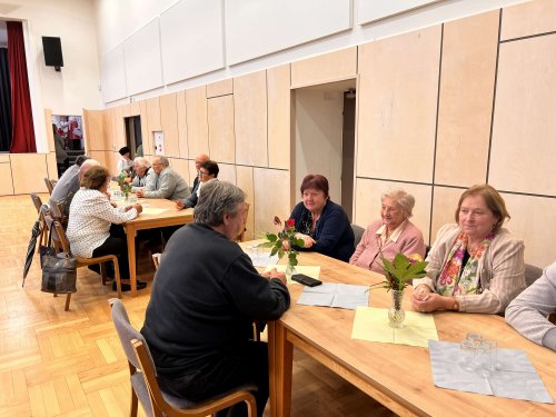 Beseda s důchodci - 8.11.2025