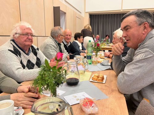 Beseda s důchodci - 8.11.2025